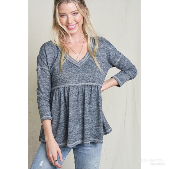❤️LAST 2! V Neck Raw Edge Stitch Soft Babydoll Tee - Picture 6 of 8